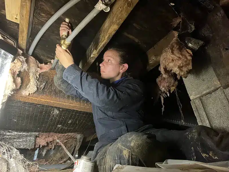 Trident Plumbing repair plumbing crawlspace